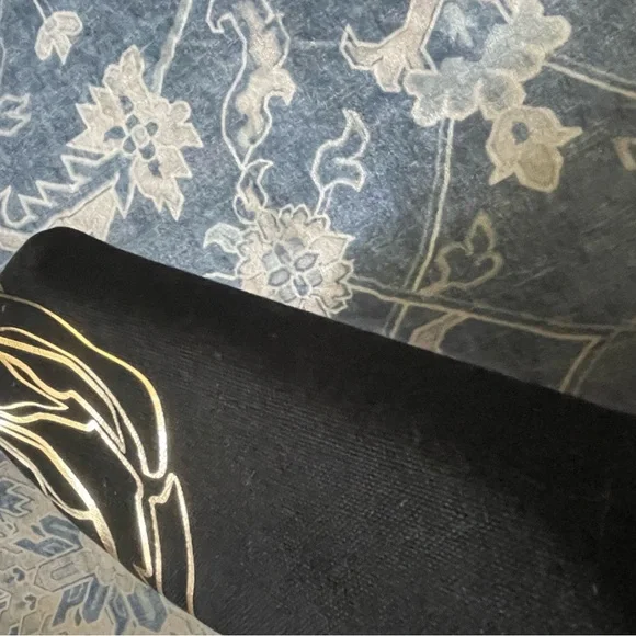 Lancôme Black and Gold Clutch Cosmetic Bag - Picture 7 of 7